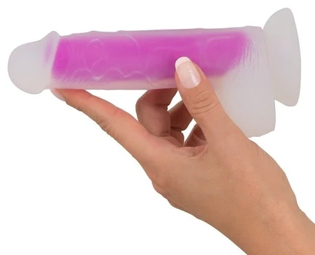 Dildo z przyssawką 17,5cm fioletowe	