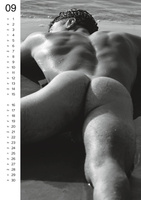 Kalendarz z nagimi mężczyznami Men 2026. 12 zdjęć nagich mężczyzn.  Bez full frontal. Czarno-biały.