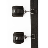 Drążek rozporowy z paskami na nadgarstki SEI MIO, długość 44 cm, do unieruchamiania rąk lub nóg, soft BDSM, bondage
