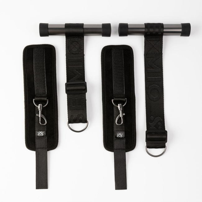 Regulowane kajdanki na nadgarstki do zawieszania na drzwi SEI MIO, system pasów do unieruchamiania na drzwiach,  soft BDSM, bondage