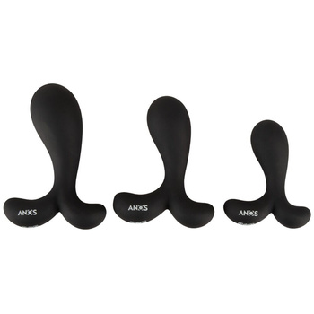 Zestaw trzech korków analnych Ø 2,3 cm, Ø 2,7 cm, Ø 3,1 cm.