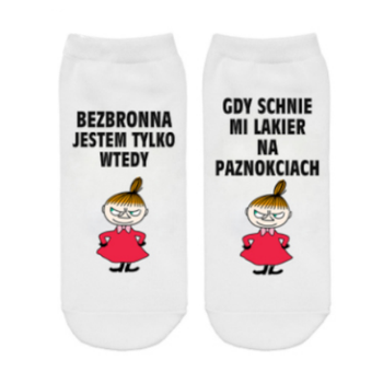 Stopki bezbronna jestem tylko wtedy gdy schnie mi lakier na paznokciach