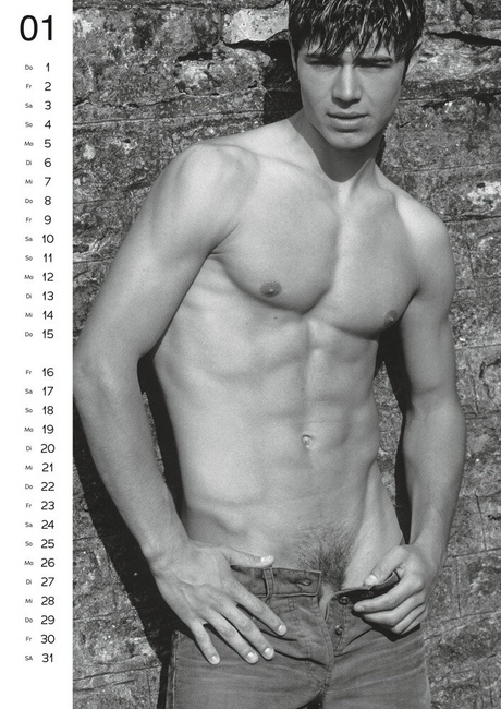 Kalendarz z nagimi mężczyznami Men 2026. 12 zdjęć nagich mężczyzn.  Bez full frontal. Czarno-biały.