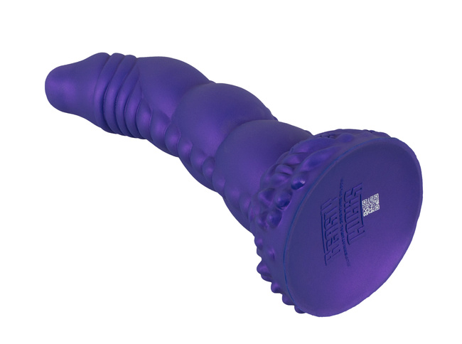 Lustarth – demon pożądania. Fantasy dildo z silną przyssawką. Długość 22,5 cm, wkładane 18,5 cm, Ø 6,3 cm.