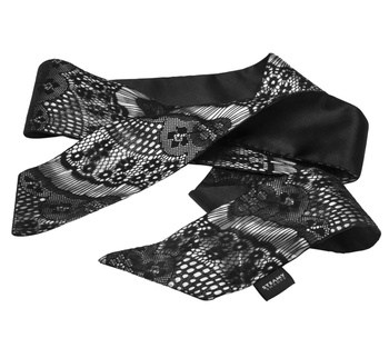 Krawat satynowy zdobiony czarną koronką do wiązania  i prostego bondage BDSM