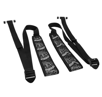 Satynowa huśtawka na drzwi BDSM