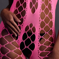 Fluorescencyjny, świecący w ciemnosci siateczkowy kostium z dekoltem typu halter, neonowy róż rozmiar XS/XL