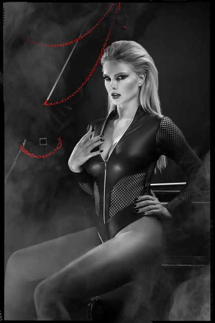 HERA eleganckie body ze srebrnym suwakiem z czarnej EkoSkóry BDSM 