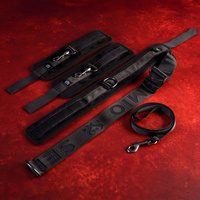 Regulowany zestaw przytrzymujący szyję i nadgarstki SEI MIO, z kajdankami i opaską na szyję, soft BDSM, bondage