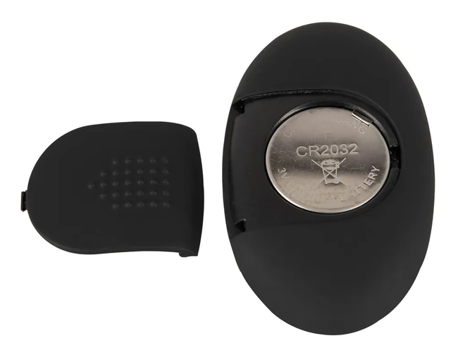 Pierścień na penisa i jądra z wibrującym plugiem analnym sterowanym na pilota