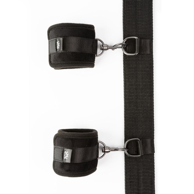 Drążek rozporowy z paskami na nadgarstki SEI MIO, długość 44 cm, do unieruchamiania rąk lub nóg, soft BDSM, bondage