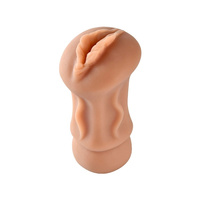 Cipka właścicielki pensjonatu Lucii, masturbator anatomiczny