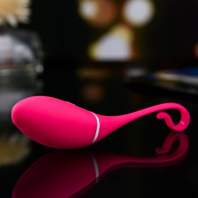 Spacerowe wibrujące jajeczko Irena sterowane aplikacją 7,5x3,5 cm, różowe