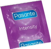 Prezerwatywy Pasante Intensity 3 szt.-prążki i kropki 19cm/52mm
