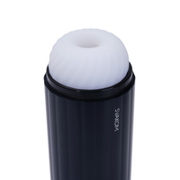 Ssąco–wibrujący masturbator sterowany smartfonem drugiej generacji SAM NEO 2 Pro z funkcja grzania